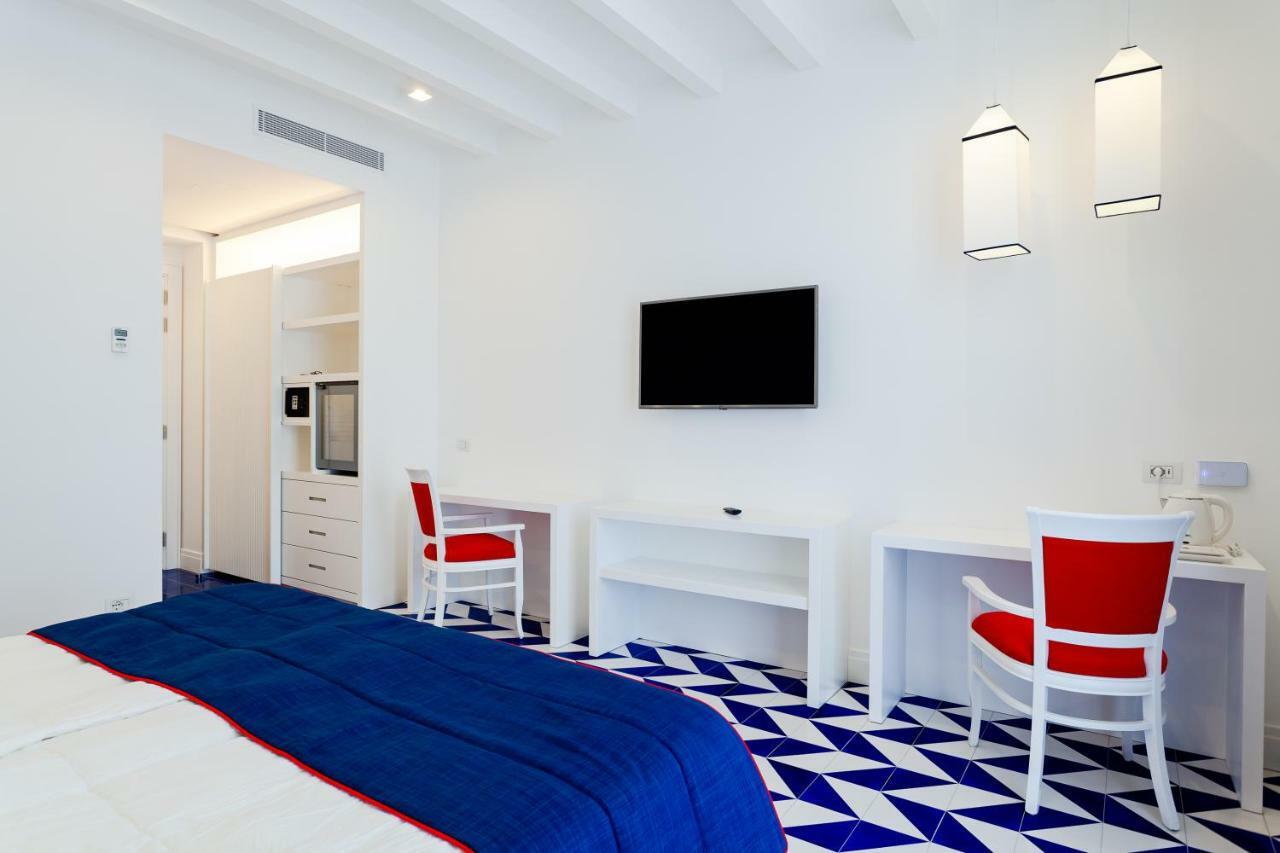Maison Blu - Intimate Guesthouse Соренто Екстериор снимка